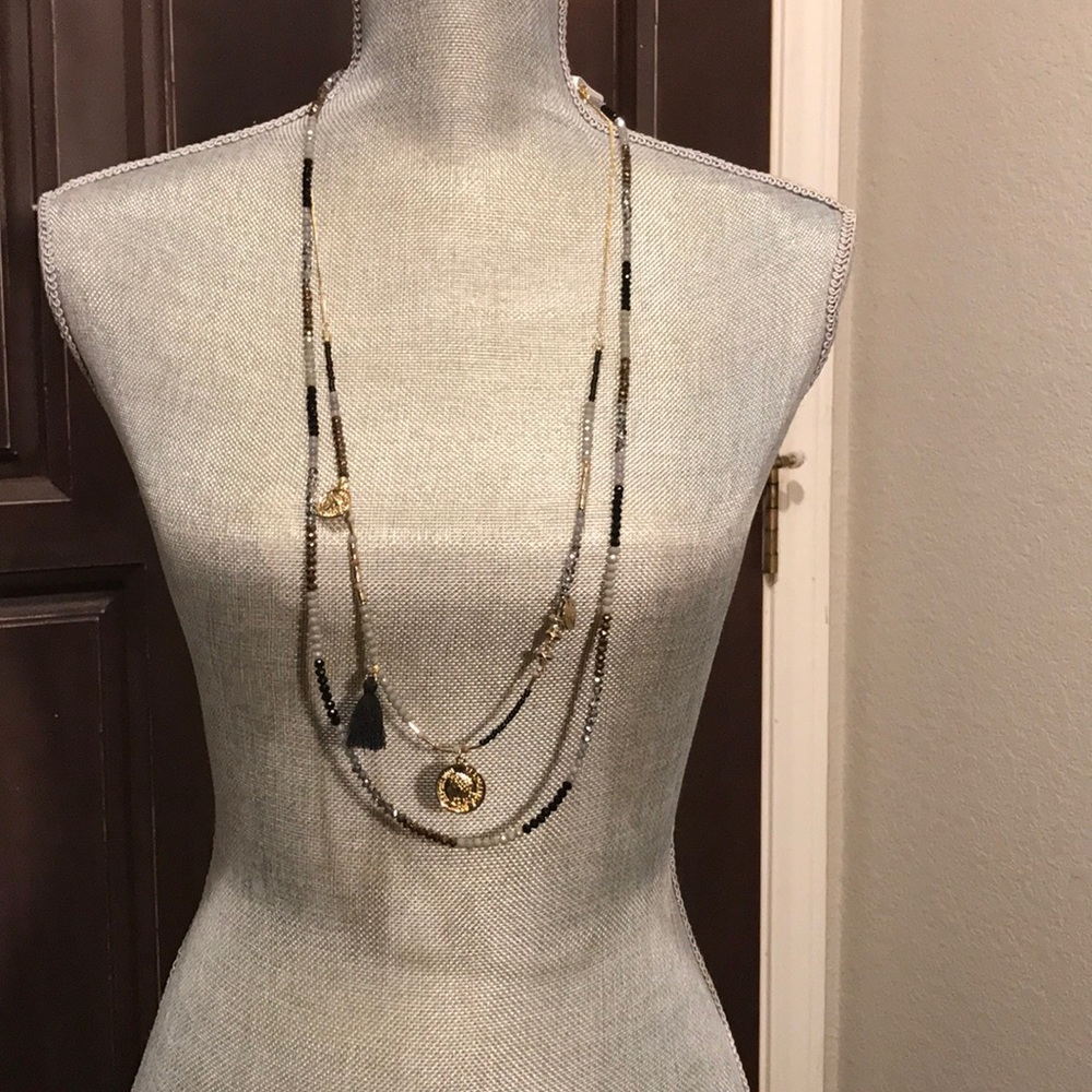 NWT Free Press necklace
